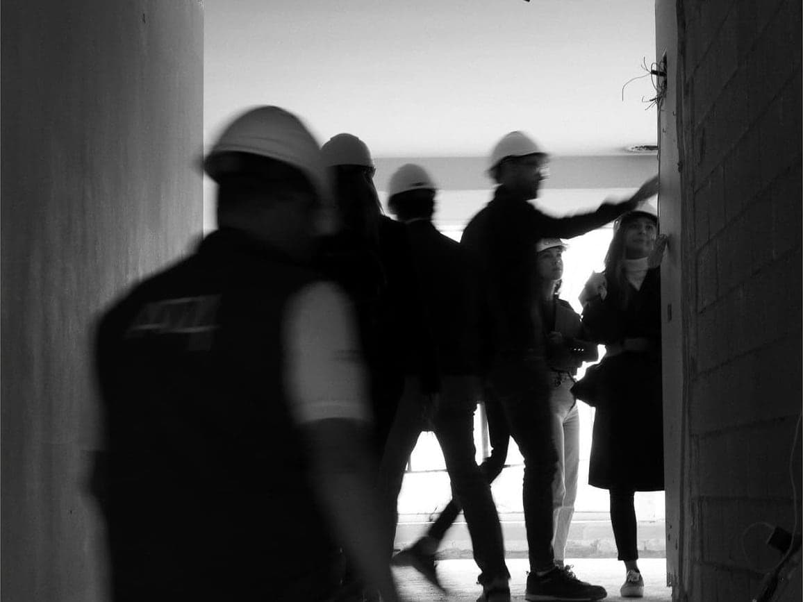 Uygulayıcılarla şantiye ziyareti