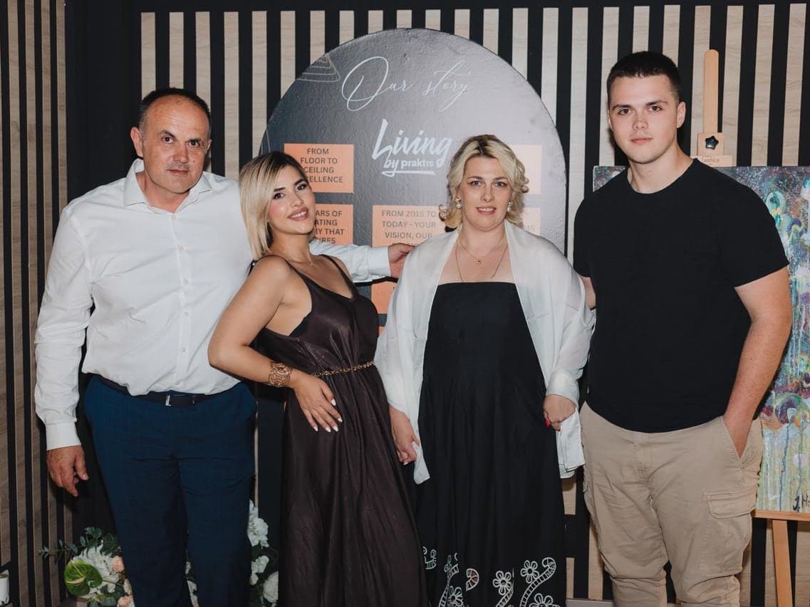 Vlahović ailesi: Milorad, Jovana, Jelena ve Luka